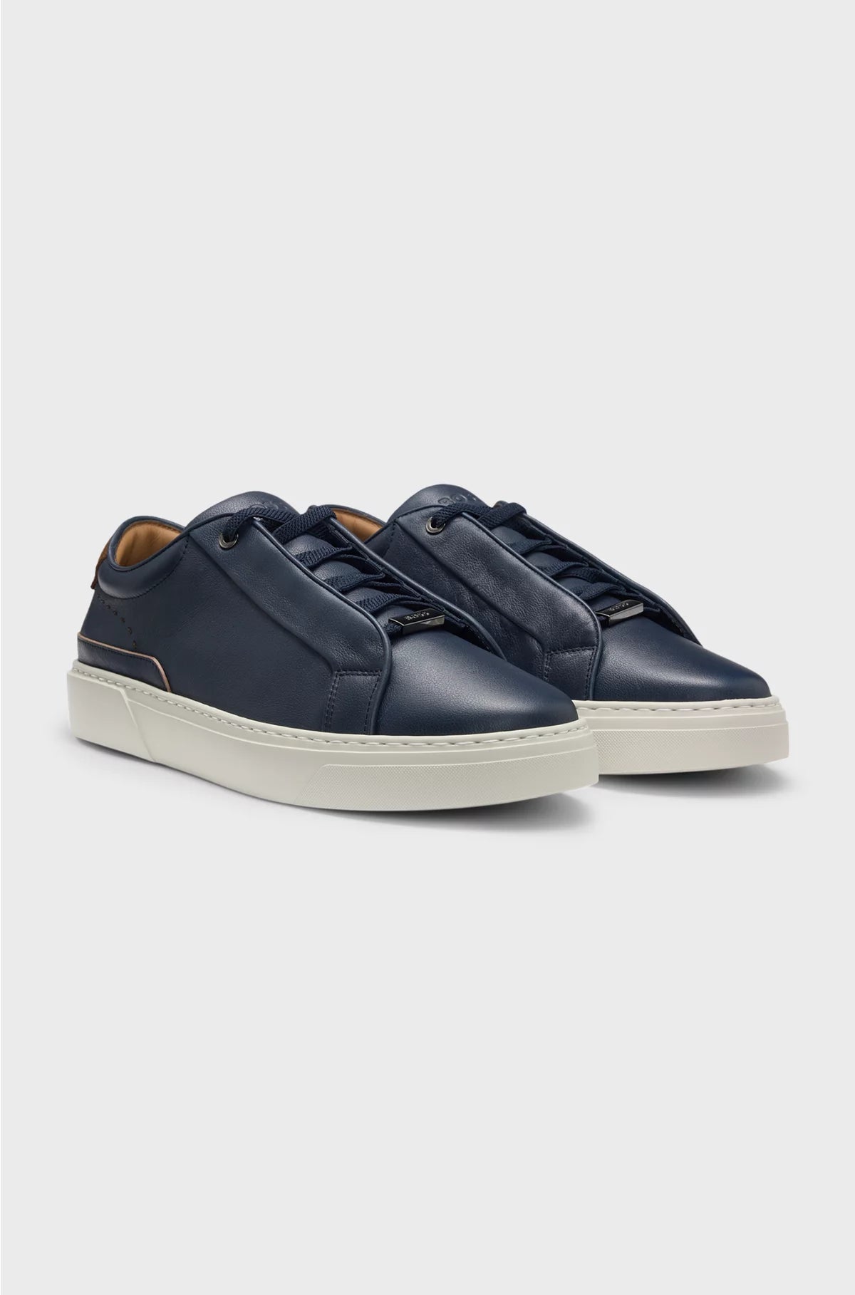 GARY LEATHER TRAINERS WITH SUEDE BACKTAB