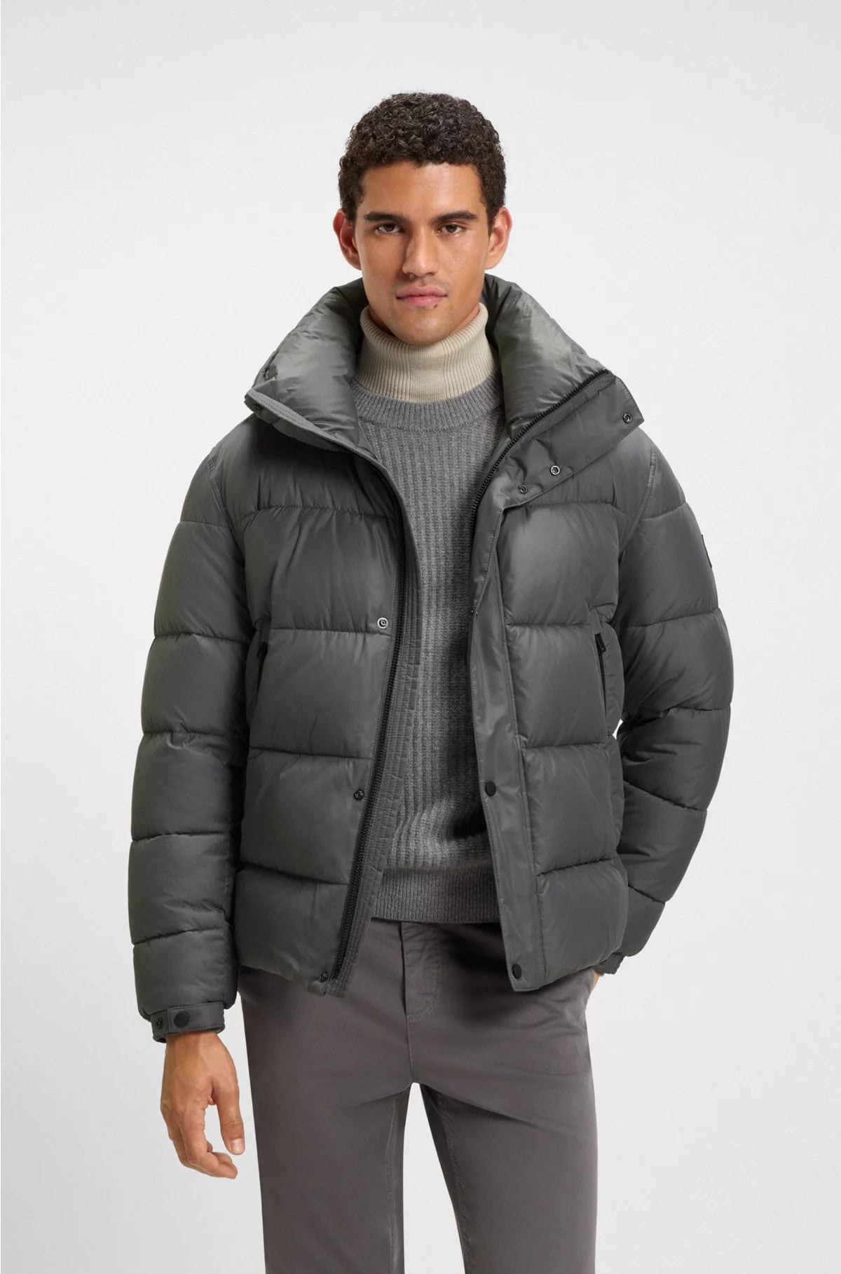 REGULAR-FIT PUFFER JACKET IN WATER-REPELLENT FABRIC